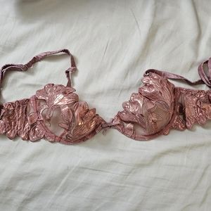 Fleur du Mal foil lily bra